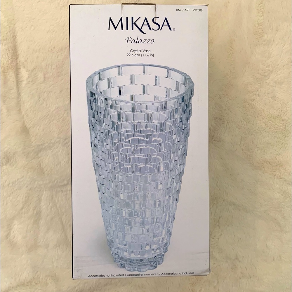 Mikasa Palazzo Crystal Vase 12 inches